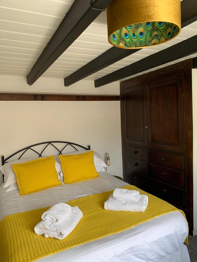 Award Winning Pet Friendly Paddock Cottage วิทบี ภายนอก รูปภาพ