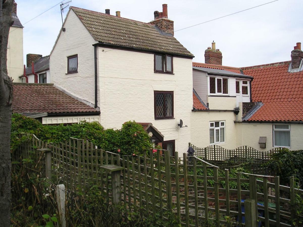 Award Winning Pet Friendly Paddock Cottage วิทบี ภายนอก รูปภาพ